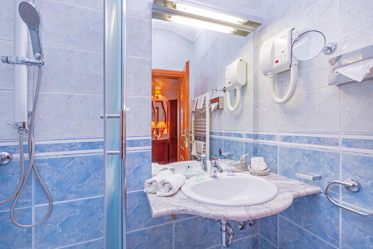 סטון Hotel Ostrea מראה חיצוני תמונה