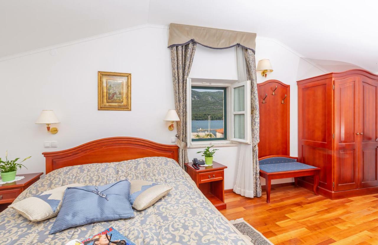 סטון Hotel Ostrea מראה חיצוני תמונה